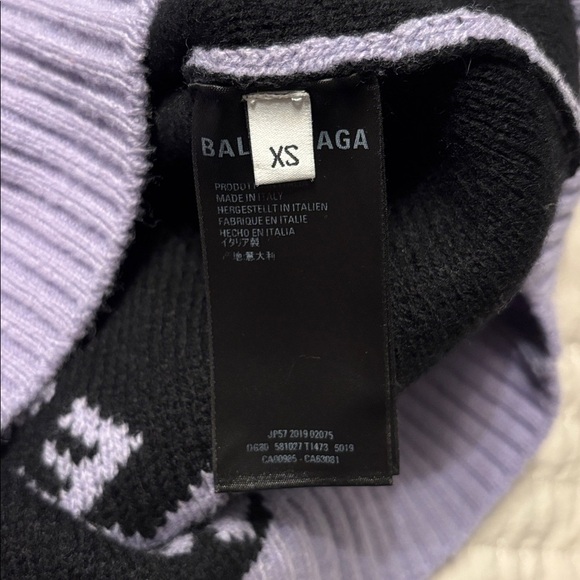 Balenciaga logo repeat sweater - Picture 3 of 8